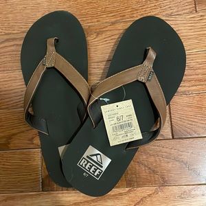 Reef kids beach sandals